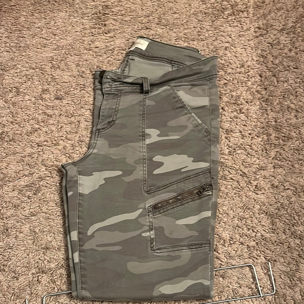 Women’s cargo style camouflage, jeans